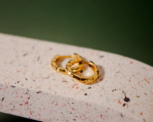 Adin Hammered Huggie - Daily Sparkles