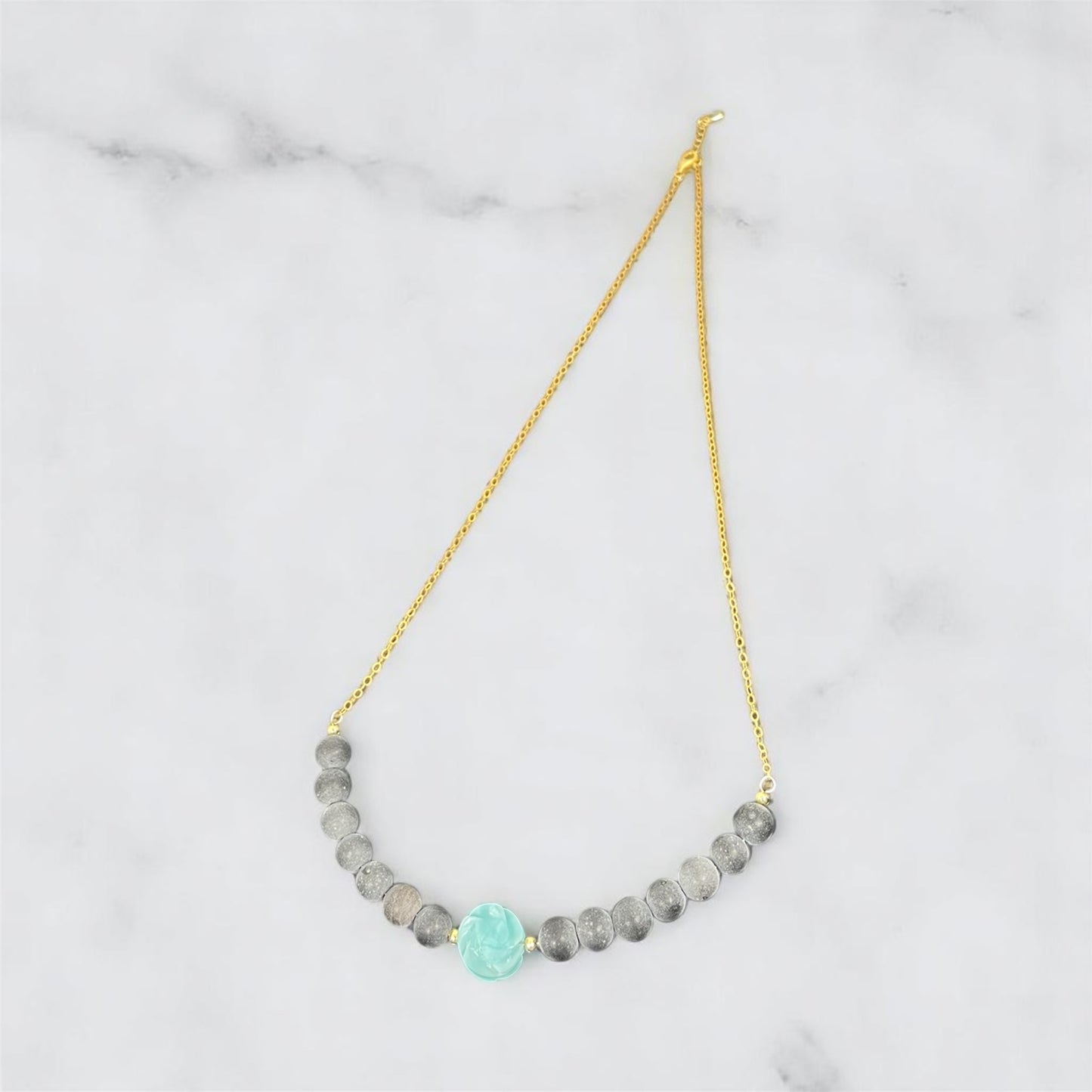 Arctic Bloom Necklace - Daily Sparkles