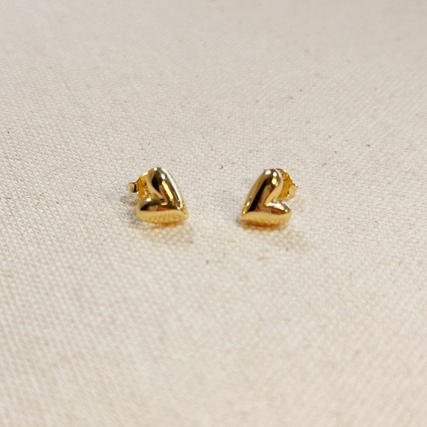 Mini Heart Studs - Daily Sparkles