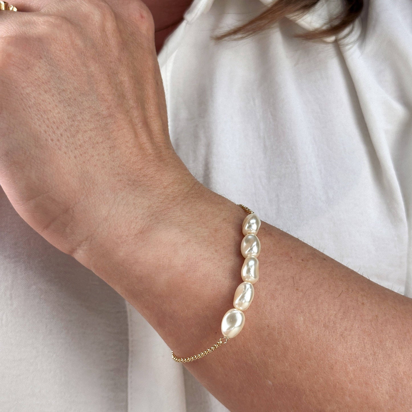 Pearl Power Bracelet - Daily Sparkles