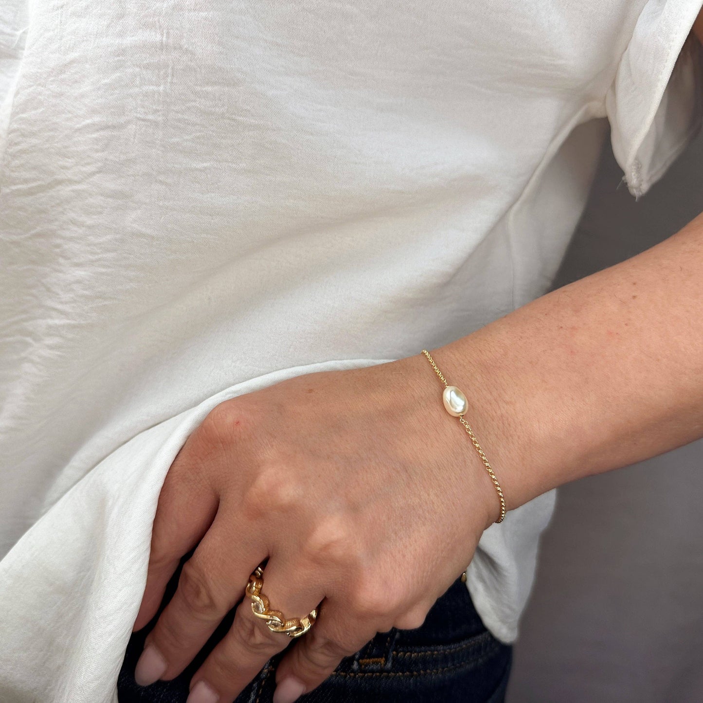 Baroque Pearl Elegance Bracelet - Daily Sparkles 