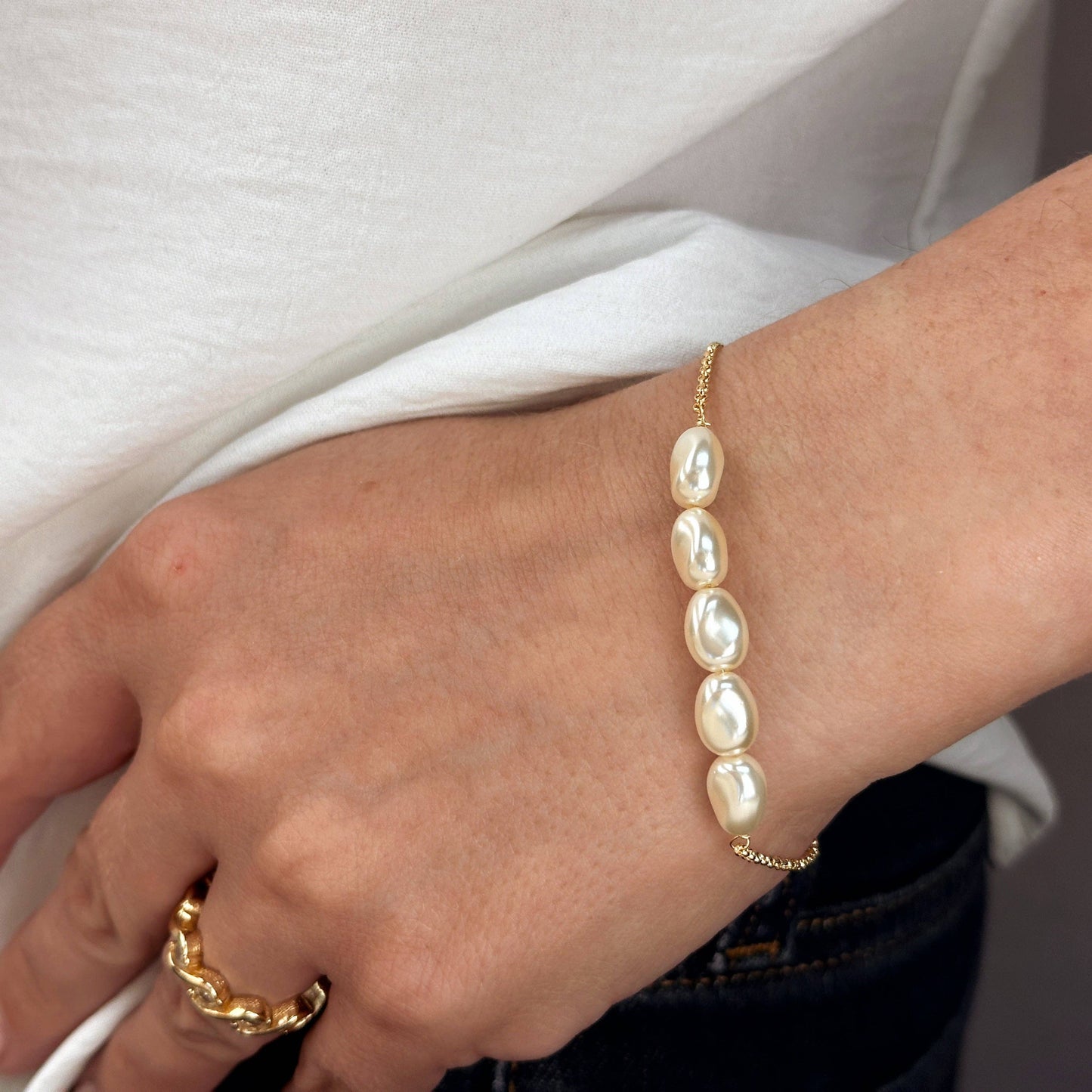 Pearl Power Bracelet - Daily Sparkles 