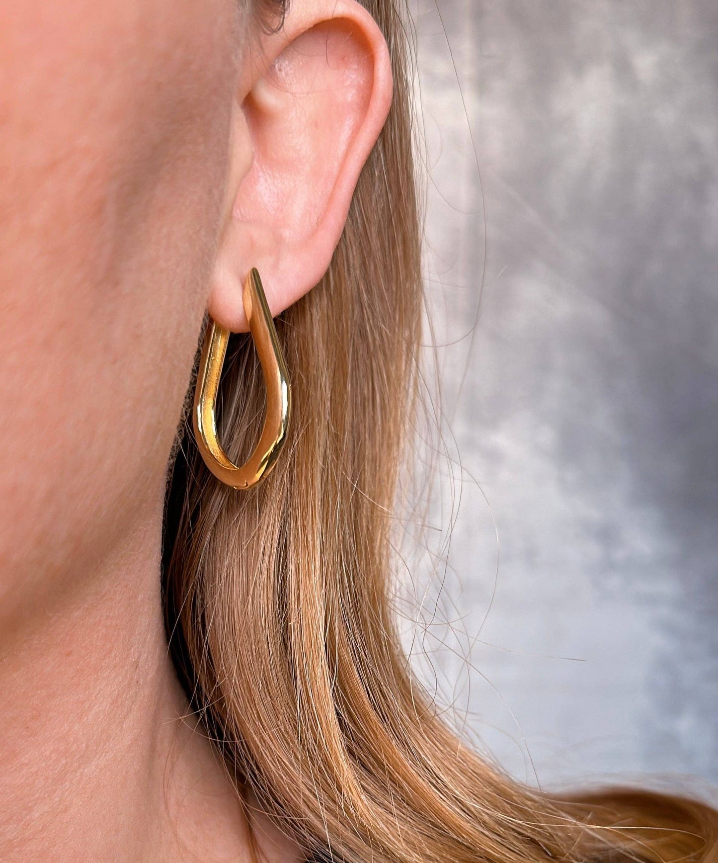 Teardrop Hoop Earrings - Daily Sparkles 